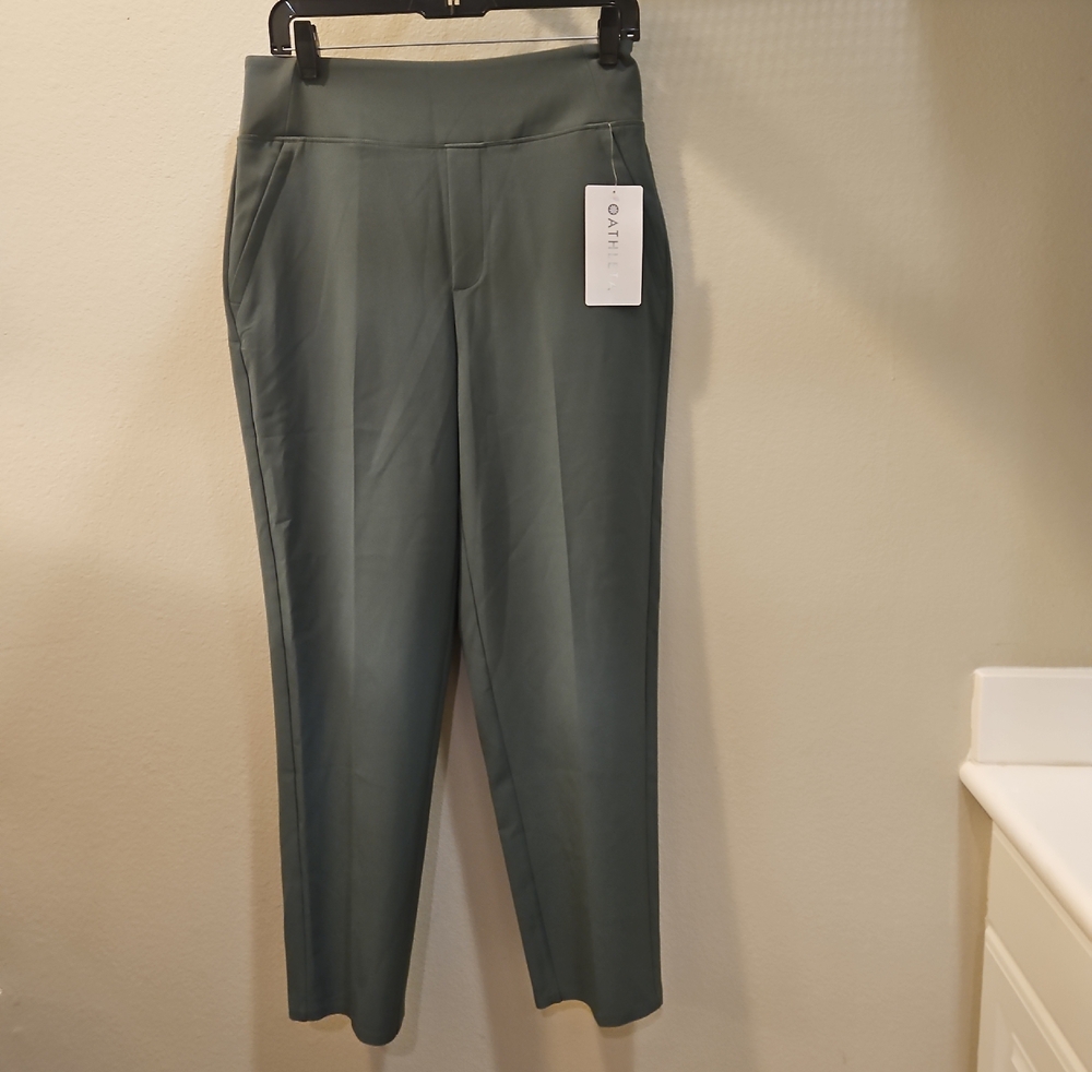 Athleta Endless Pants in Sage Green